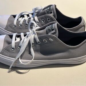 Converse Men's Sneakers in Gray and White NEW